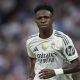 Real Madrid : prolonger ou partir en Arabie saoudite, Vinicius tape du poing sur la table