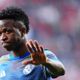 Problème à Madrid : Vinicius pourrait manquer le match retour contre City